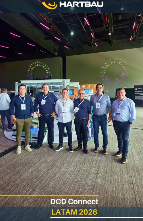 Equipe Hartbau no estande da Sikla na DCD Connect LATAM 2026